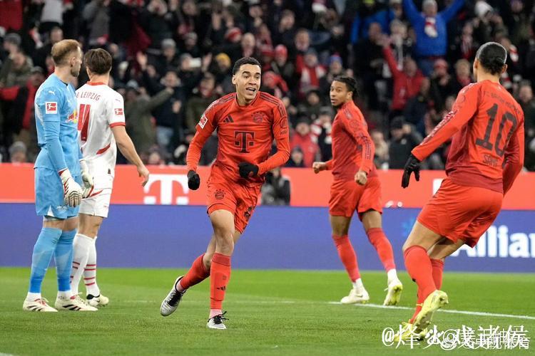 德甲-穆勒建功戈雷茨卡破门 拜仁主场2-0轻取对手